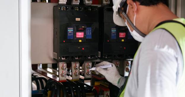how often should electrical switches be replaced