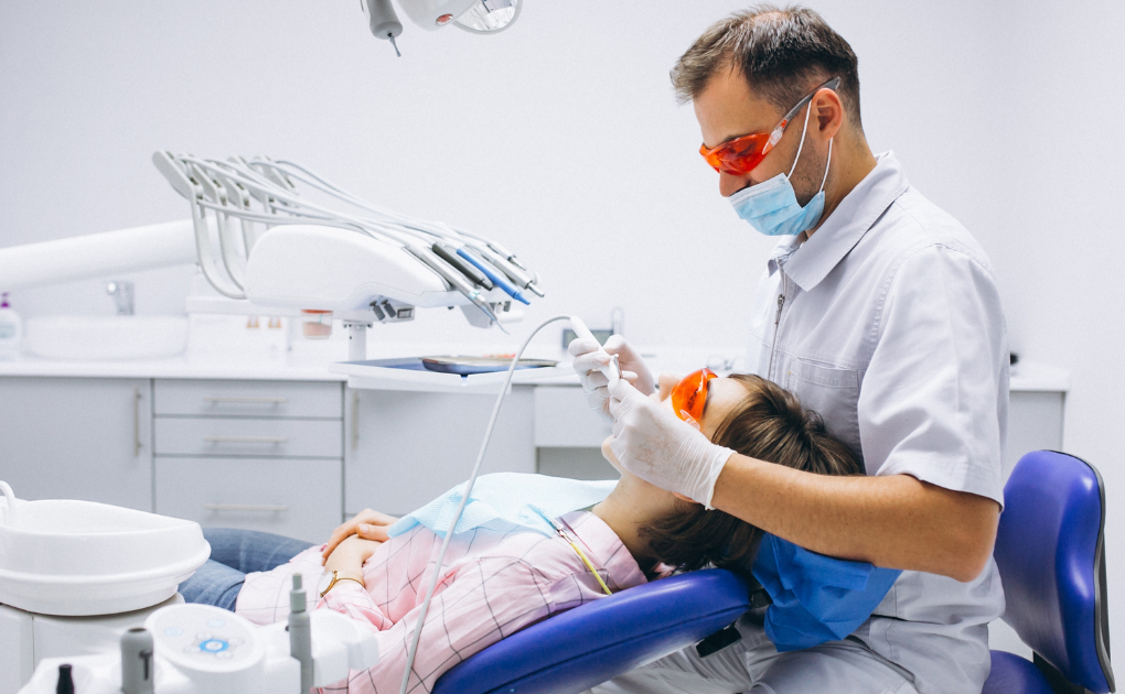 how Invisalign attachments work